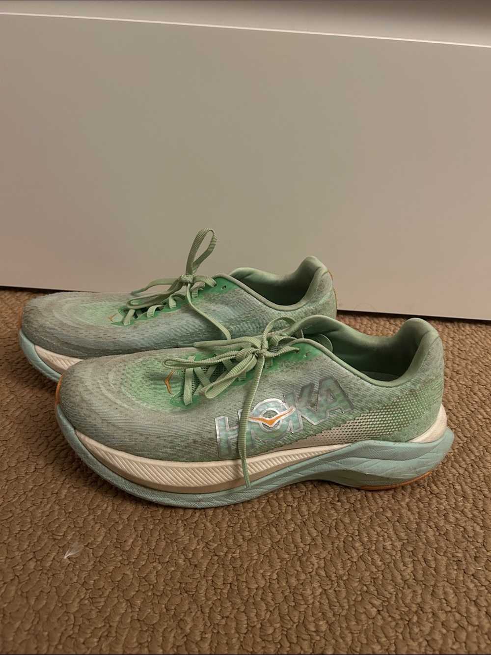Hoka Women's Running green Mach x shoes